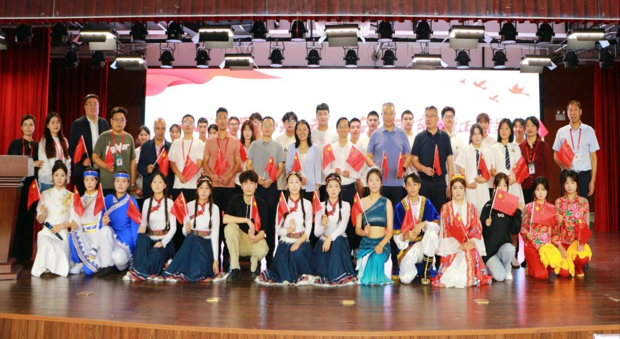 2025-09-30-19-33-47.png 图片3.png