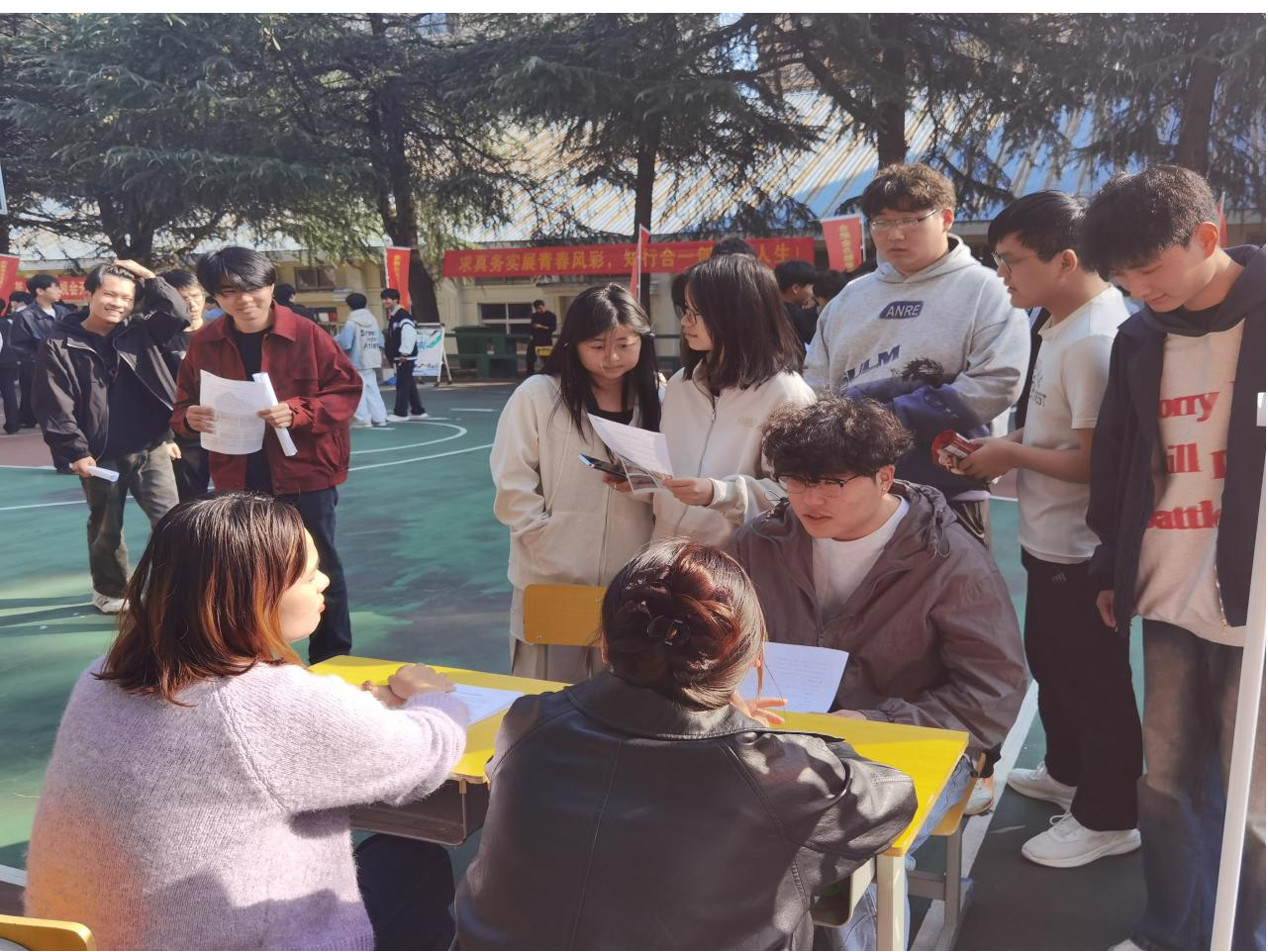 2025-10-23-16-25-40.png 图片3.png